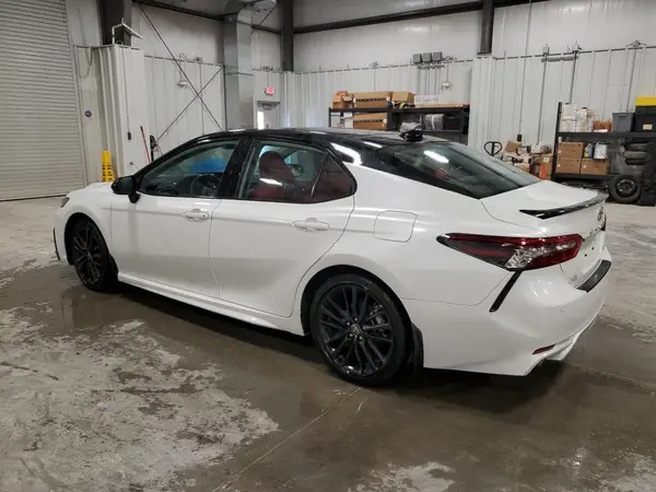 4T1K61AK1RU191054 2024 TOYOTA CAMRY - Image 2