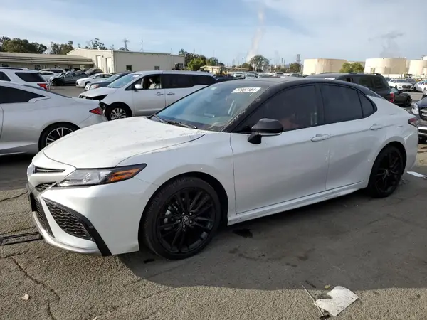 4T1K61AK1RU226417 2024 TOYOTA CAMRY - Image 1