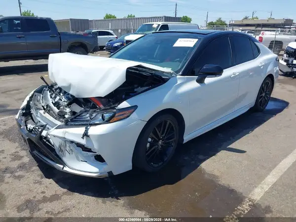 4T1K61AK1RU228328 2024 TOYOTA CAMRY - Image 2