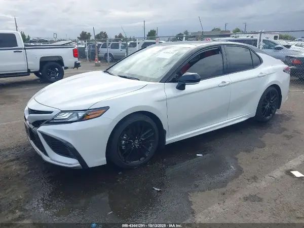 4T1K61AK1RU234842 2024 TOYOTA CAMRY - Image 2