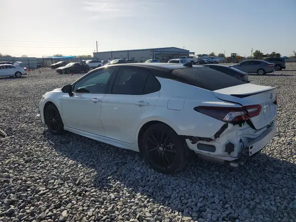 4T1K61AK1RU262981 2024 TOYOTA CAMRY - Image 2