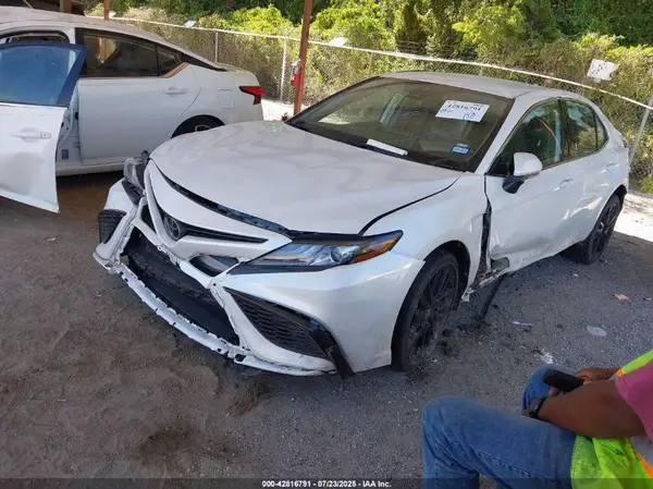 4T1K61AK1RU867390 2024 TOYOTA CAMRY - Image 2