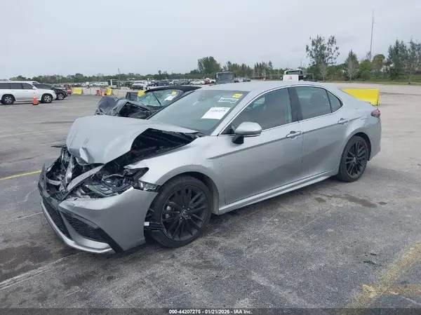 4T1K61AK1RU870631 2024 TOYOTA CAMRY - Image 2