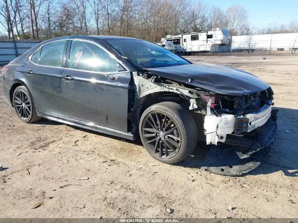 4T1K61AK1RU875859 2024 TOYOTA CAMRY - Image 1