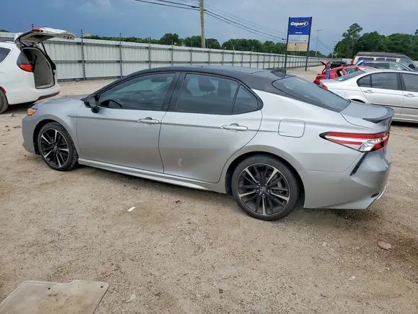 4T1K61AK2LU303061 2020 TOYOTA CAMRY - Image 2