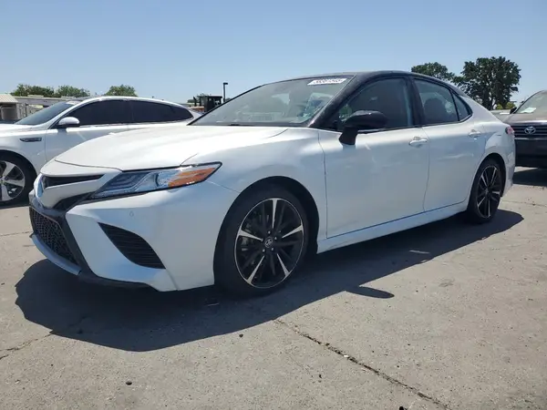 4T1K61AK2LU303223 2020 TOYOTA CAMRY - Image 1