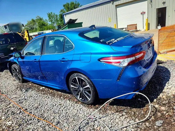 4T1K61AK2LU305795 2020 TOYOTA CAMRY - Image 2