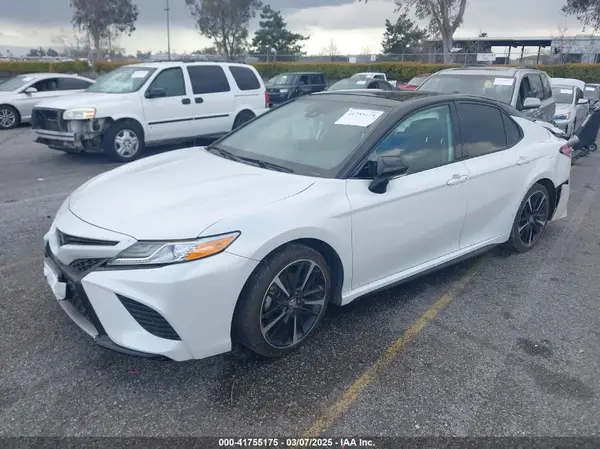 4T1K61AK2LU306266 2020 TOYOTA CAMRY - Image 2