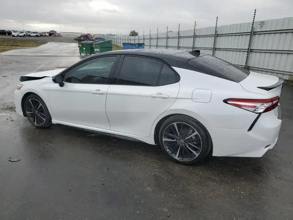 4T1K61AK2LU328834 2020 TOYOTA CAMRY - Image 2