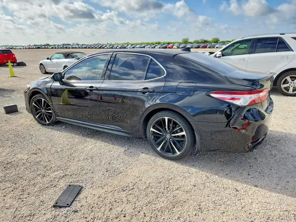 4T1K61AK2LU330311 2020 TOYOTA CAMRY - Image 2