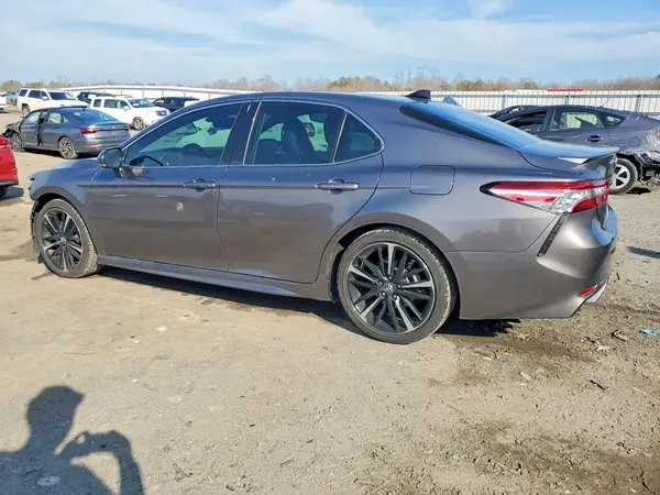 4T1K61AK2LU343043 2020 TOYOTA CAMRY - Image 2