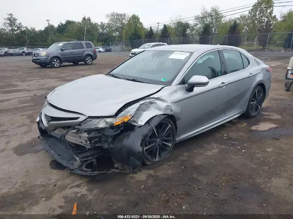 4T1K61AK2LU348775 2020 TOYOTA CAMRY - Image 2