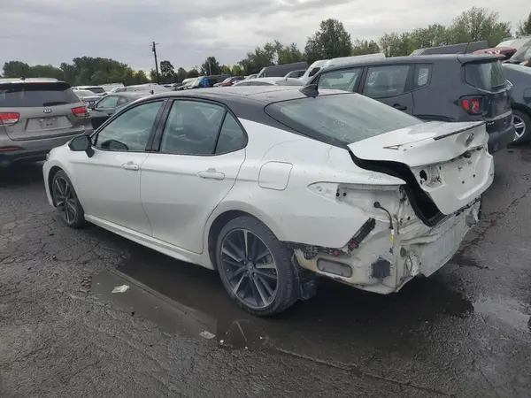 4T1K61AK2LU349845 2020 TOYOTA CAMRY - Image 2