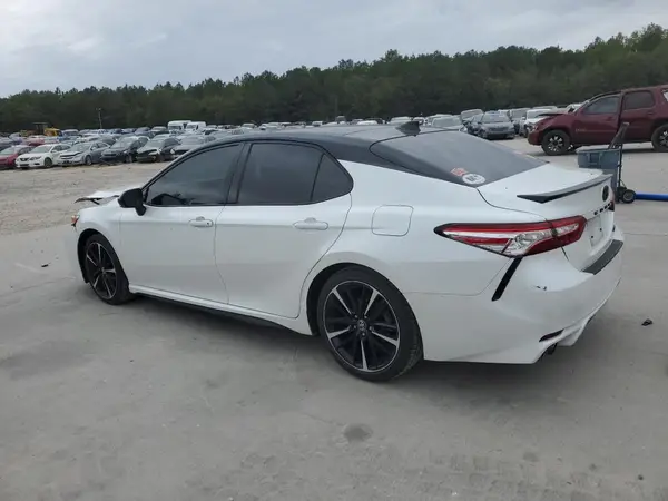 4T1K61AK2LU361803 2020 TOYOTA CAMRY - Image 2