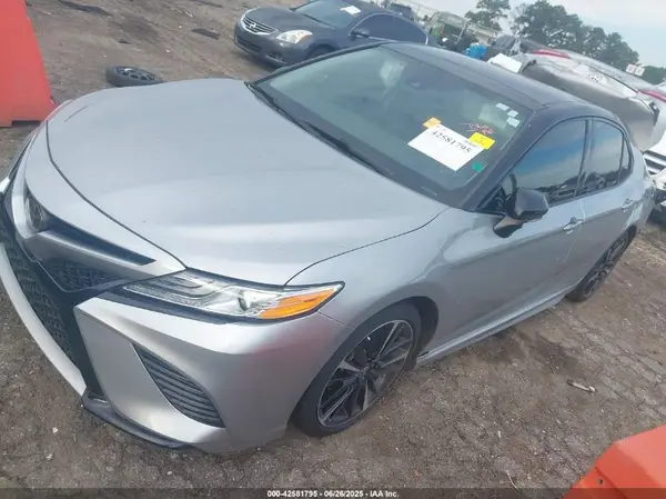 4T1K61AK2LU379864 2020 TOYOTA CAMRY - Image 2