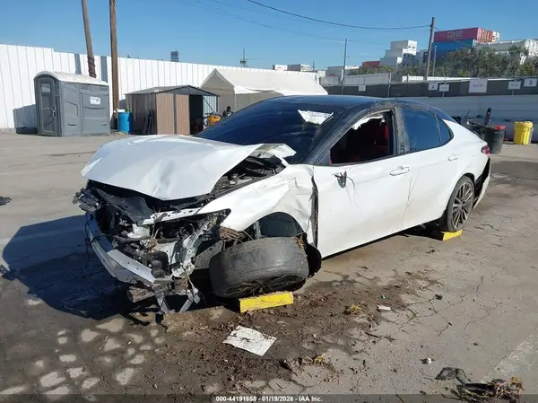 4T1K61AK2LU395241 2020 TOYOTA CAMRY - Image 2