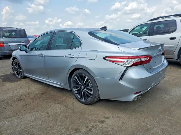 4T1K61AK2LU872895 2020 TOYOTA CAMRY - Image 2