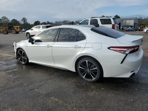 4T1K61AK2LU921075 2020 TOYOTA CAMRY - Image 2