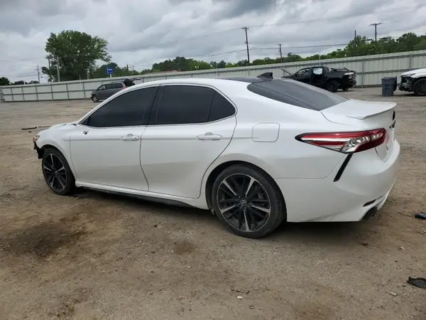 4T1K61AK2LU924283 2020 TOYOTA CAMRY - Image 2