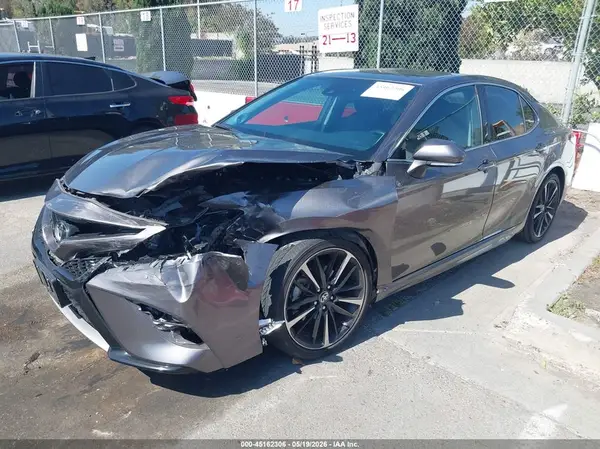 4T1K61AK2LU981728 2020 TOYOTA CAMRY - Image 2
