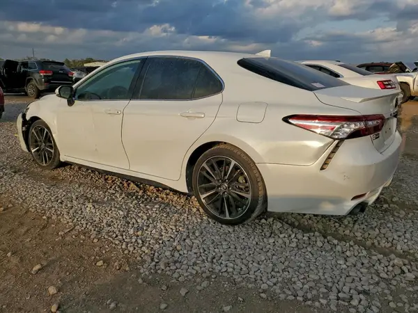 4T1K61AK2LU991823 2020 TOYOTA CAMRY - Image 2