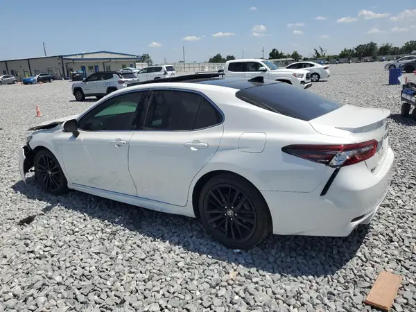 4T1K61AK2MU418583 2021 TOYOTA CAMRY - Image 2