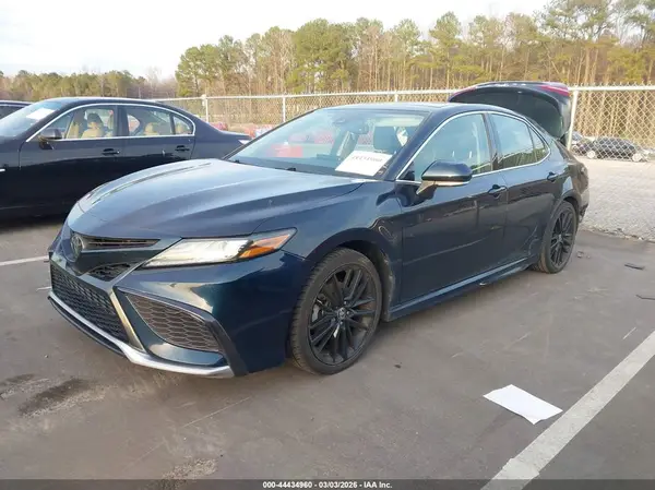 4T1K61AK2MU446898 2021 TOYOTA CAMRY - Image 2