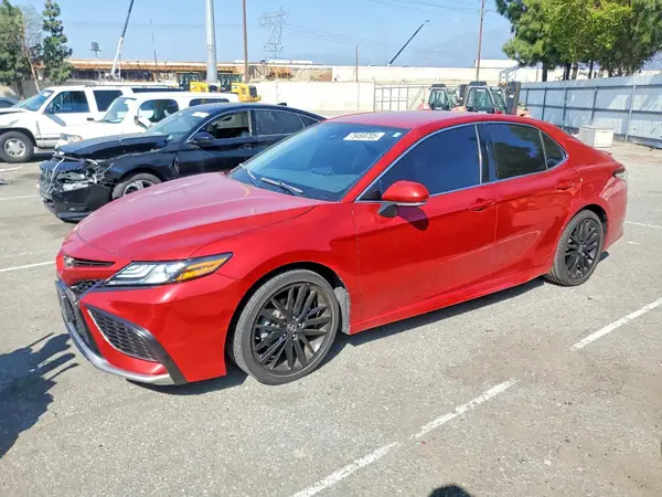 4T1K61AK2MU450126 2021 TOYOTA CAMRY - Image 1