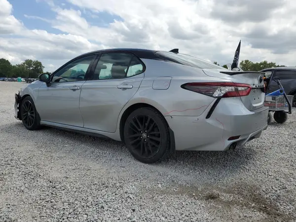 4T1K61AK2MU465435 2021 TOYOTA CAMRY - Image 2