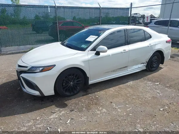 4T1K61AK2MU473048 2021 TOYOTA CAMRY - Image 2