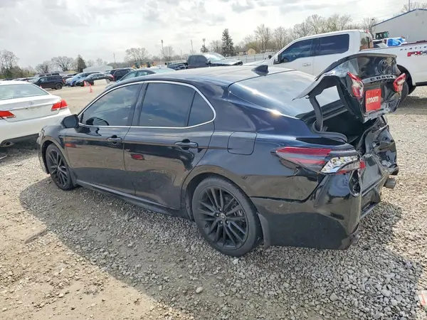 4T1K61AK2MU476838 2021 TOYOTA CAMRY - Image 2