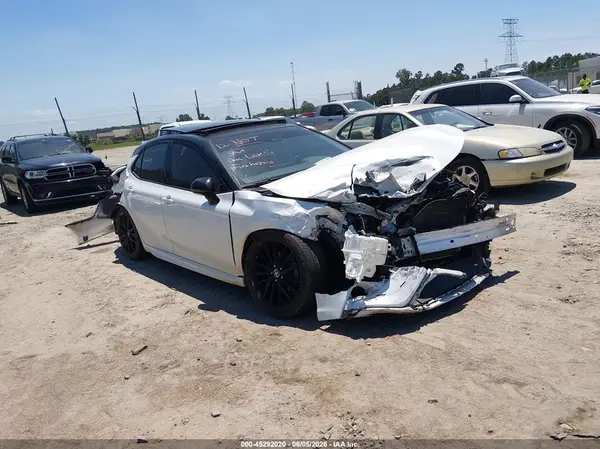 4T1K61AK2MU480274 2021 TOYOTA CAMRY - Image 1