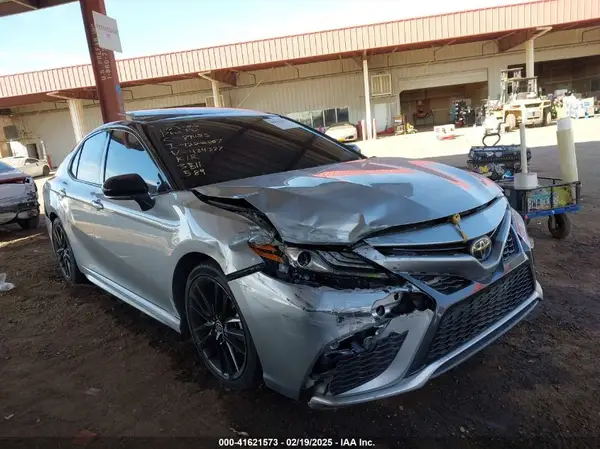 4T1K61AK2MU484387 2021 TOYOTA CAMRY - Image 1