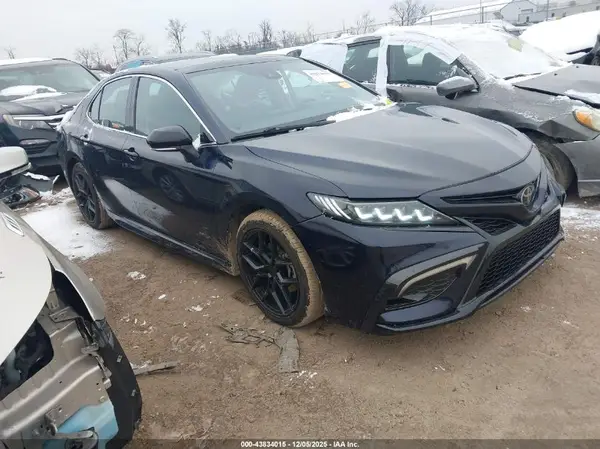 4T1K61AK2MU539579 2021 TOYOTA CAMRY - Image 1