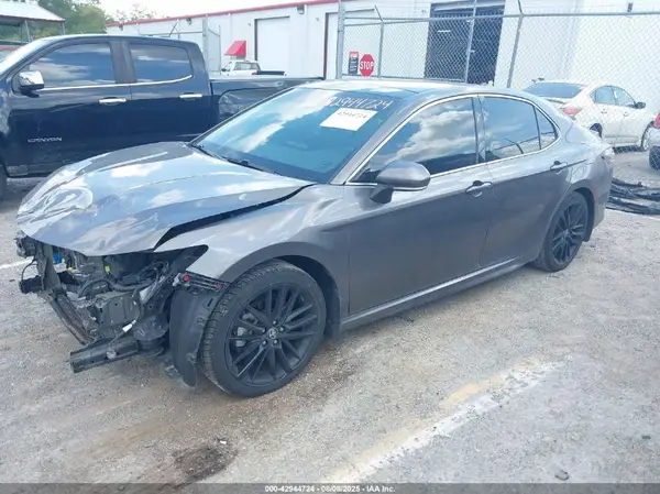 4T1K61AK2MU548217 2021 TOYOTA CAMRY - Image 2