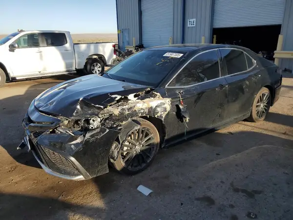 4T1K61AK2MU549142 2021 TOYOTA CAMRY - Image 1