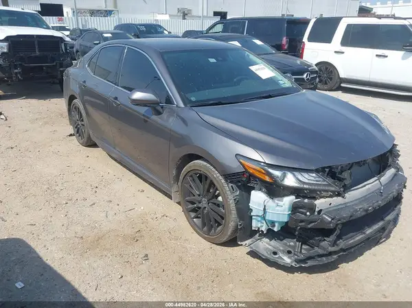 4T1K61AK2MU555409 2021 TOYOTA CAMRY - Image 1