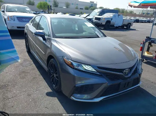 4T1K61AK2MU571285 2021 TOYOTA CAMRY - Image 1
