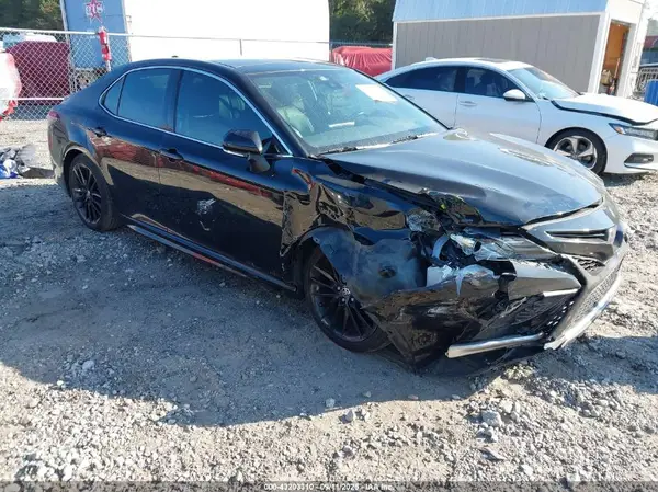 4T1K61AK2MU577457 2021 TOYOTA CAMRY - Image 1