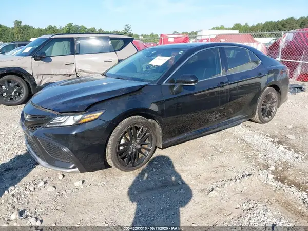 4T1K61AK2MU577457 2021 TOYOTA CAMRY - Image 2