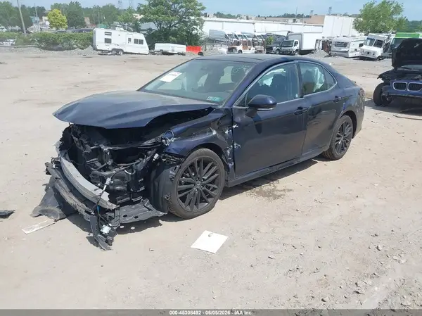 4T1K61AK2MU595733 2021 TOYOTA CAMRY - Image 2