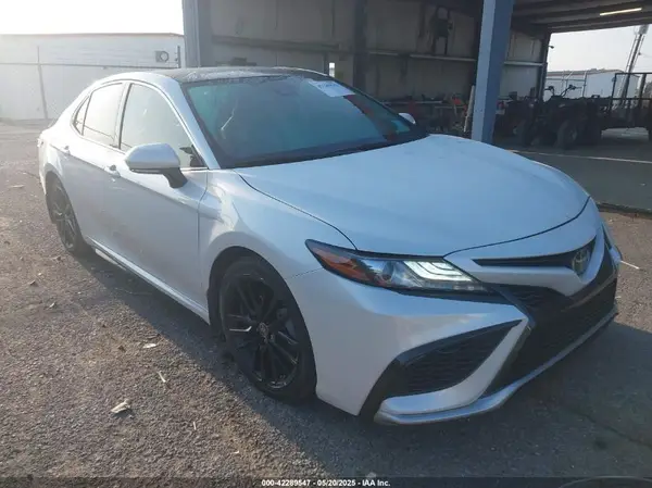4T1K61AK2MU597188 2021 TOYOTA CAMRY - Image 1