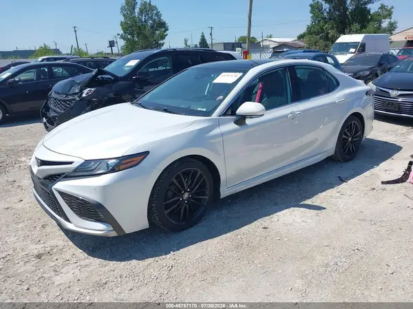 4T1K61AK2MU597658 2021 TOYOTA CAMRY - Image 2