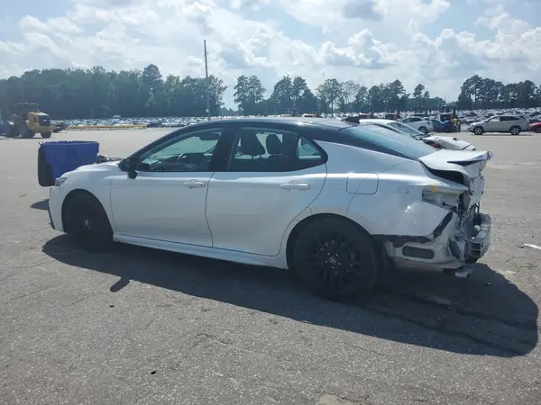 4T1K61AK2NU007802 2022 TOYOTA CAMRY - Image 2