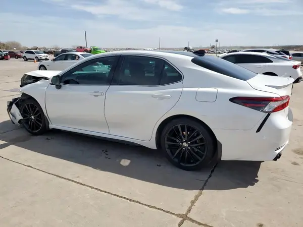 4T1K61AK2NU007847 2022 TOYOTA CAMRY - Image 2