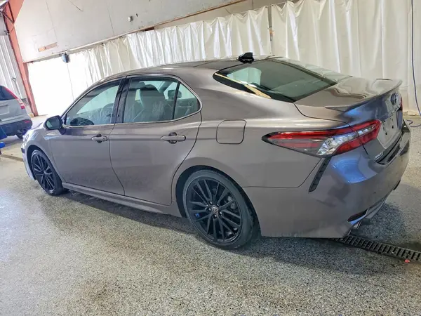 4T1K61AK2NU016824 2022 TOYOTA CAMRY - Image 2
