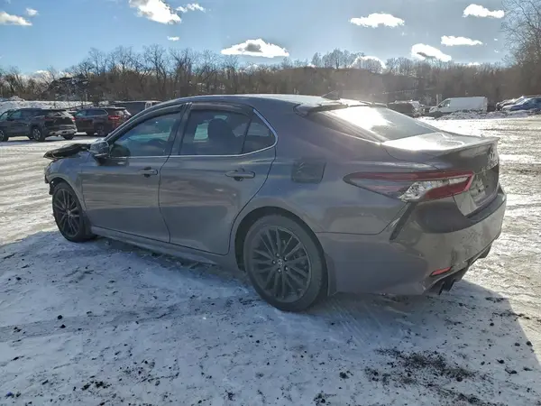 4T1K61AK2NU026348 2022 TOYOTA CAMRY - Image 2