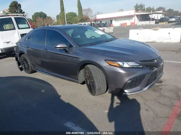 4T1K61AK2NU026558 2022 TOYOTA CAMRY - Image 1