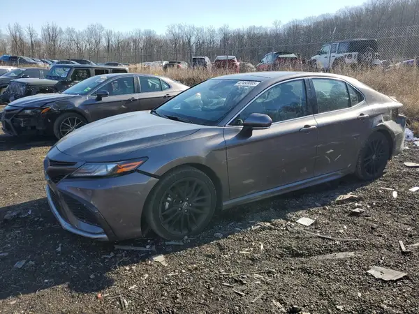 4T1K61AK2NU040699 2022 TOYOTA CAMRY - Image 1