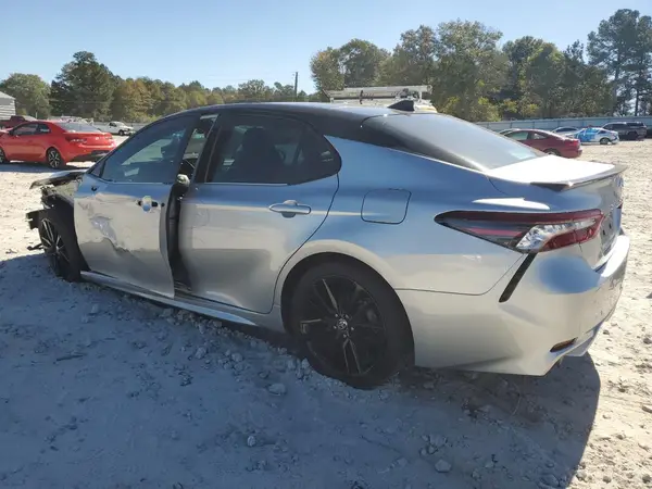 4T1K61AK2NU498582 2022 TOYOTA CAMRY - Image 2
